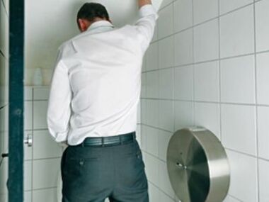 Frequent urge to urinate in men with prostate